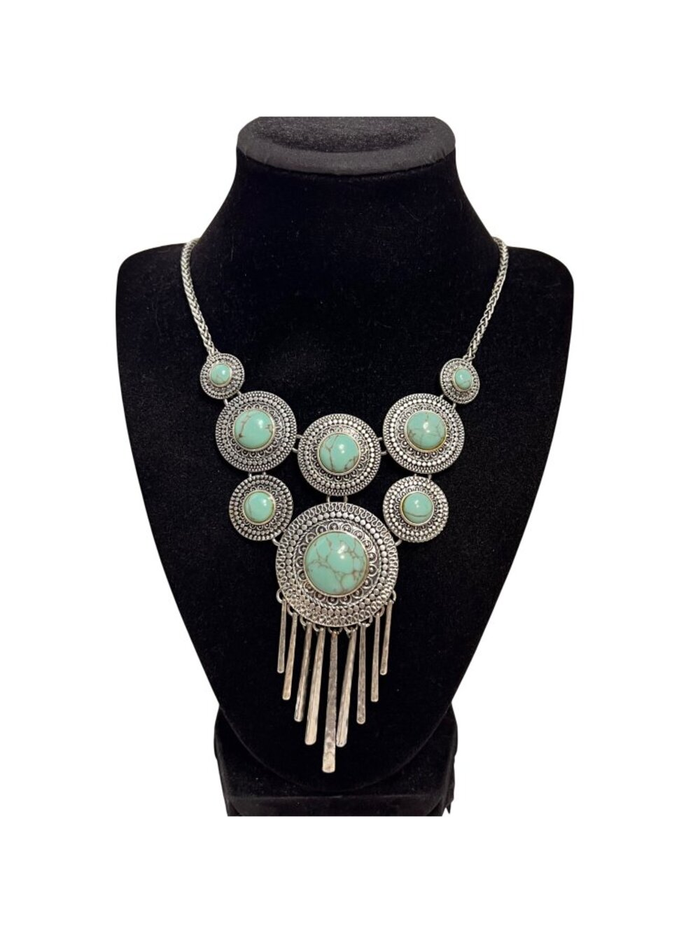 Lucky Brand Silver Tone And Faux Turquois Bib Necklace (6345)